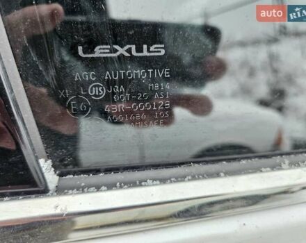 Белый Лексус РХ, объемом двигателя 3.5 л и пробегом 164 тыс. км за 10500 $, фото 43 на Automoto.ua