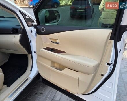 Білий Лексус РХ, об'ємом двигуна 3.46 л та пробігом 131 тис. км за 20500 $, фото 17 на Automoto.ua