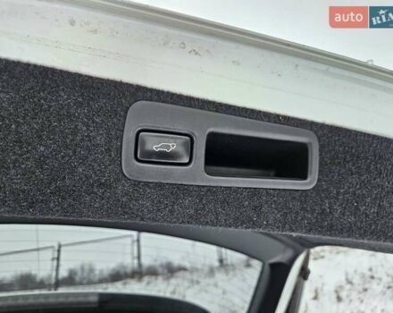 Белый Лексус РХ, объемом двигателя 3.5 л и пробегом 164 тыс. км за 10500 $, фото 23 на Automoto.ua