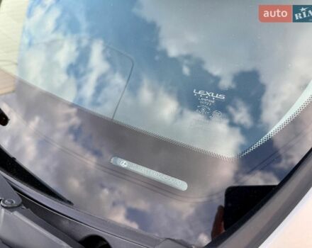Белый Лексус РХ, объемом двигателя 2.67 л и пробегом 159 тыс. км за 23200 $, фото 47 на Automoto.ua