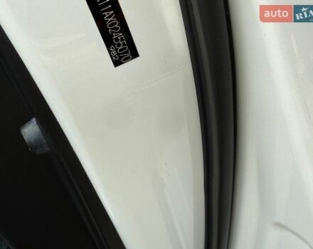 Белый Лексус РХ, объемом двигателя 2.67 л и пробегом 159 тыс. км за 23200 $, фото 49 на Automoto.ua