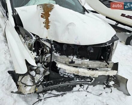 Белый Лексус РХ, объемом двигателя 3.5 л и пробегом 164 тыс. км за 10500 $, фото 5 на Automoto.ua