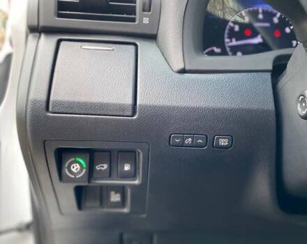 Білий Лексус РХ, об'ємом двигуна 3.46 л та пробігом 225 тис. км за 22199 $, фото 27 на Automoto.ua