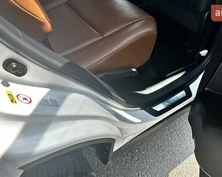 Білий Лексус РХ, об'ємом двигуна 2.67 л та пробігом 149 тис. км за 25500 $, фото 23 на Automoto.ua