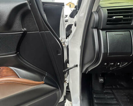 Белый Лексус РХ, объемом двигателя 3.46 л и пробегом 247 тыс. км за 23700 $, фото 29 на Automoto.ua