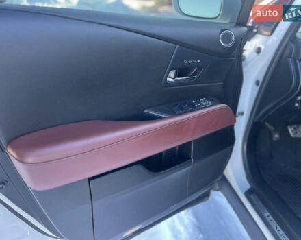 Белый Лексус РХ, объемом двигателя 3.46 л и пробегом 215 тыс. км за 21500 $, фото 13 на Automoto.ua