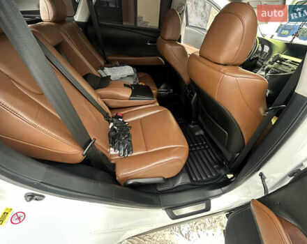 Белый Лексус РХ, объемом двигателя 3.46 л и пробегом 247 тыс. км за 23700 $, фото 31 на Automoto.ua