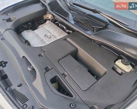 Белый Лексус РХ, объемом двигателя 3.5 л и пробегом 171 тыс. км за 23500 $, фото 20 на Automoto.ua