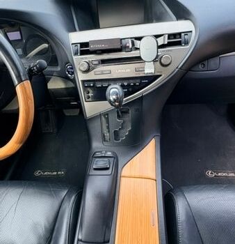 Белый Лексус РХ, объемом двигателя 3.5 л и пробегом 240 тыс. км за 24700 $, фото 11 на Automoto.ua