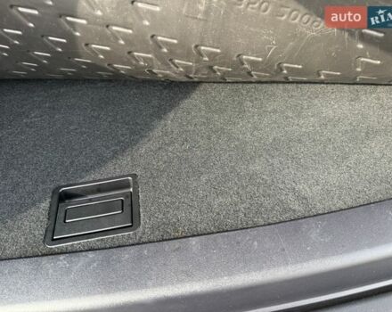 Белый Лексус РХ, объемом двигателя 2.67 л и пробегом 159 тыс. км за 23200 $, фото 27 на Automoto.ua