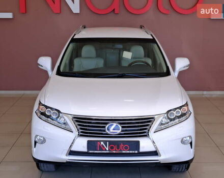 Белый Лексус РХ, объемом двигателя 3.46 л и пробегом 135 тыс. км за 21900 $, фото 1 на Automoto.ua