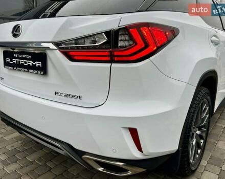 Белый Лексус РХ, объемом двигателя 2 л и пробегом 69 тыс. км за 31900 $, фото 42 на Automoto.ua