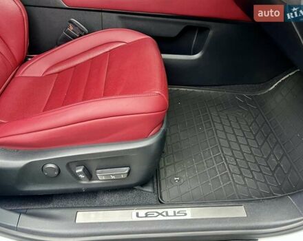 Белый Лексус РХ, объемом двигателя 2 л и пробегом 69 тыс. км за 31900 $, фото 54 на Automoto.ua