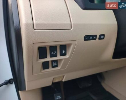 Білий Лексус РХ, об'ємом двигуна 3.46 л та пробігом 196 тис. км за 21800 $, фото 19 на Automoto.ua