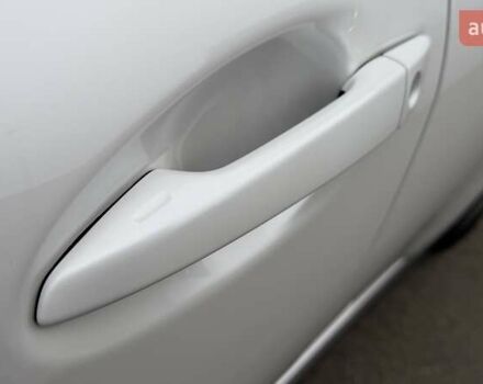 Белый Лексус РХ, объемом двигателя 3.46 л и пробегом 158 тыс. км за 20000 $, фото 13 на Automoto.ua