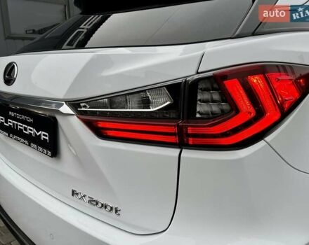 Белый Лексус РХ, объемом двигателя 2 л и пробегом 69 тыс. км за 31900 $, фото 43 на Automoto.ua