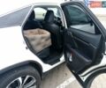 Белый Лексус РХ, объемом двигателя 2 л и пробегом 161 тыс. км за 30000 $, фото 30 на Automoto.ua