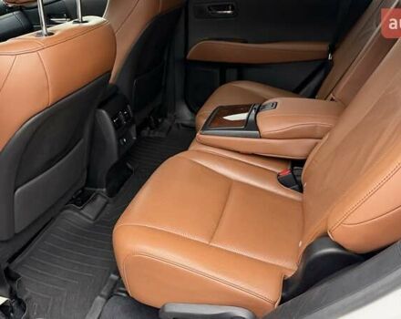 Белый Лексус РХ, объемом двигателя 3.46 л и пробегом 158 тыс. км за 20000 $, фото 26 на Automoto.ua