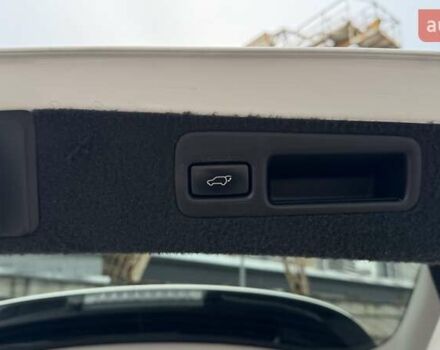 Белый Лексус РХ, объемом двигателя 3.46 л и пробегом 158 тыс. км за 20000 $, фото 29 на Automoto.ua