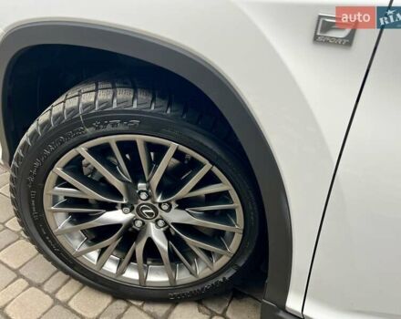 Белый Лексус РХ, объемом двигателя 2 л и пробегом 69 тыс. км за 31900 $, фото 56 на Automoto.ua