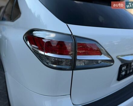 Білий Лексус РХ, об'ємом двигуна 3.46 л та пробігом 141 тис. км за 20950 $, фото 22 на Automoto.ua