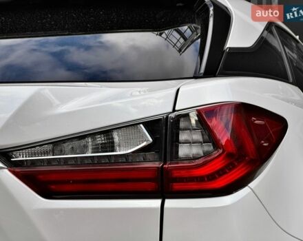 Білий Лексус РХ, об'ємом двигуна 2 л та пробігом 279 тис. км за 26900 $, фото 16 на Automoto.ua