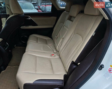 Белый Лексус РХ, объемом двигателя 3.5 л и пробегом 99 тыс. км за 30990 $, фото 12 на Automoto.ua