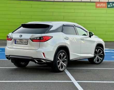 Білий Лексус РХ, об'ємом двигуна 2 л та пробігом 70 тис. км за 32900 $, фото 17 на Automoto.ua