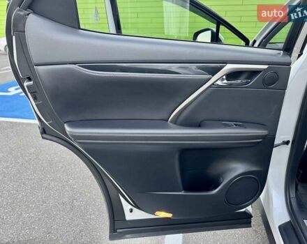 Білий Лексус РХ, об'ємом двигуна 2 л та пробігом 70 тис. км за 32900 $, фото 38 на Automoto.ua