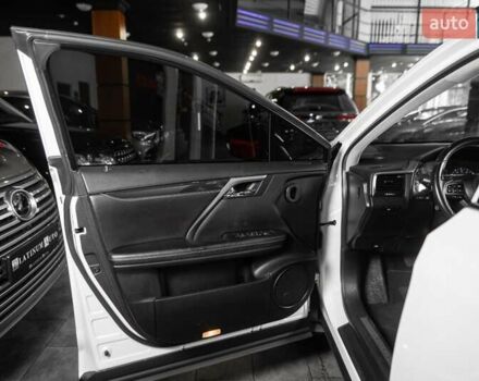 Белый Лексус РХ, объемом двигателя 3.46 л и пробегом 183 тыс. км за 27508 $, фото 64 на Automoto.ua