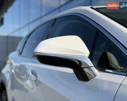 Белый Лексус РХ, объемом двигателя 2 л и пробегом 123 тыс. км за 28200 $, фото 31 на Automoto.ua