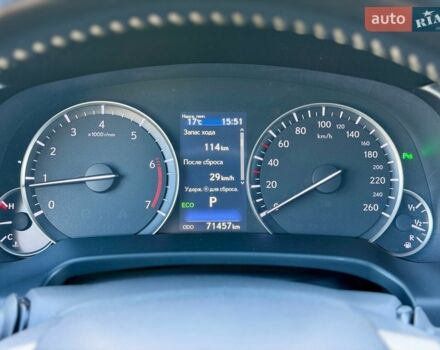 Белый Лексус РХ, объемом двигателя 2 л и пробегом 71 тыс. км за 31900 $, фото 63 на Automoto.ua