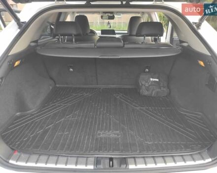 Белый Лексус РХ, объемом двигателя 2 л и пробегом 135 тыс. км за 30800 $, фото 9 на Automoto.ua