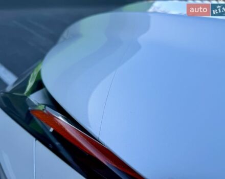 Белый Лексус РХ, объемом двигателя 2 л и пробегом 71 тыс. км за 31900 $, фото 30 на Automoto.ua