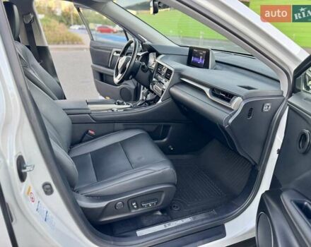 Лексус РХ 2016 в Киеве на Automoto.ua Белый Лексус РХ, объемом двигателя 2 л и пробегом 70 тыс. км за 32900 $, фото 43 на Automoto.ua