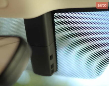 Белый Лексус РХ, объемом двигателя 2 л и пробегом 86 тыс. км за 31900 $, фото 17 на Automoto.ua