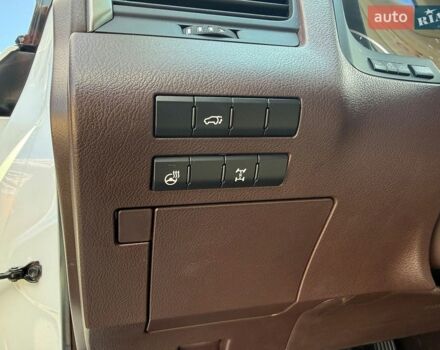 Білий Лексус РХ, об'ємом двигуна 2 л та пробігом 114 тис. км за 27700 $, фото 32 на Automoto.ua