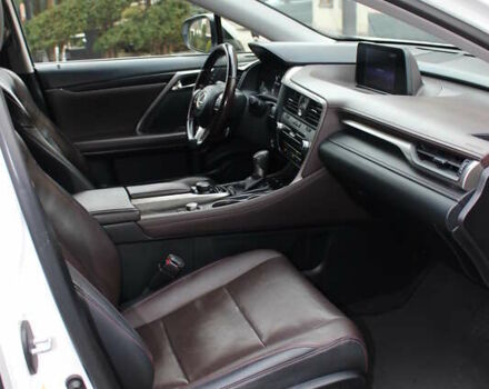 Білий Лексус РХ, об'ємом двигуна 2 л та пробігом 117 тис. км за 31500 $, фото 12 на Automoto.ua