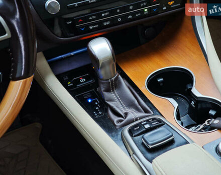 Белый Лексус РХ, объемом двигателя 3.5 л и пробегом 99 тыс. км за 30990 $, фото 16 на Automoto.ua