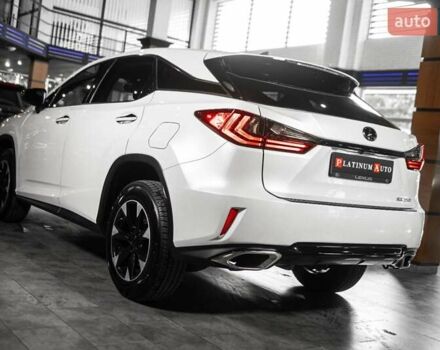 Белый Лексус РХ, объемом двигателя 3.46 л и пробегом 183 тыс. км за 27508 $, фото 63 на Automoto.ua