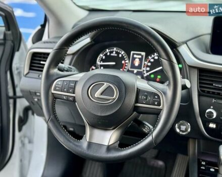 Білий Лексус РХ, об'ємом двигуна 2 л та пробігом 70 тис. км за 32900 $, фото 49 на Automoto.ua