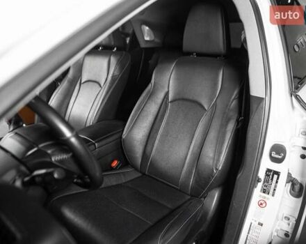 Белый Лексус РХ, объемом двигателя 3.46 л и пробегом 183 тыс. км за 27508 $, фото 33 на Automoto.ua