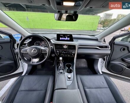 Лексус РХ 2016 в Киеве на Automoto.ua Белый Лексус РХ, объемом двигателя 2 л и пробегом 70 тыс. км за 32900 $, фото 47 на Automoto.ua