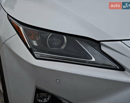 Белый Лексус РХ, объемом двигателя 3.5 л и пробегом 99 тыс. км за 30990 $, фото 5 на Automoto.ua