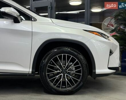 Білий Лексус РХ, об'ємом двигуна 3.46 л та пробігом 106 тис. км за 36900 $, фото 12 на Automoto.ua