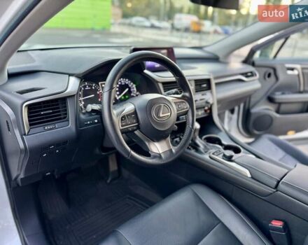 Білий Лексус РХ, об'ємом двигуна 2 л та пробігом 70 тис. км за 32900 $, фото 28 на Automoto.ua