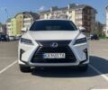 Белый Лексус РХ, объемом двигателя 2 л и пробегом 97 тыс. км за 30000 $, фото 2 на Automoto.ua