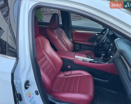 Белый Лексус РХ, объемом двигателя 2 л и пробегом 134 тыс. км за 35300 $, фото 15 на Automoto.ua