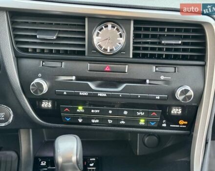 Лексус РХ 2016 в Киеве на Automoto.ua Белый Лексус РХ, объемом двигателя 2 л и пробегом 70 тыс. км за 32900 $, фото 53 на Automoto.ua