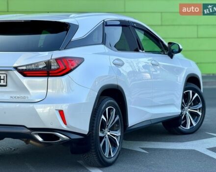 Белый Лексус РХ, объемом двигателя 2 л и пробегом 71 тыс. км за 31900 $, фото 17 на Automoto.ua